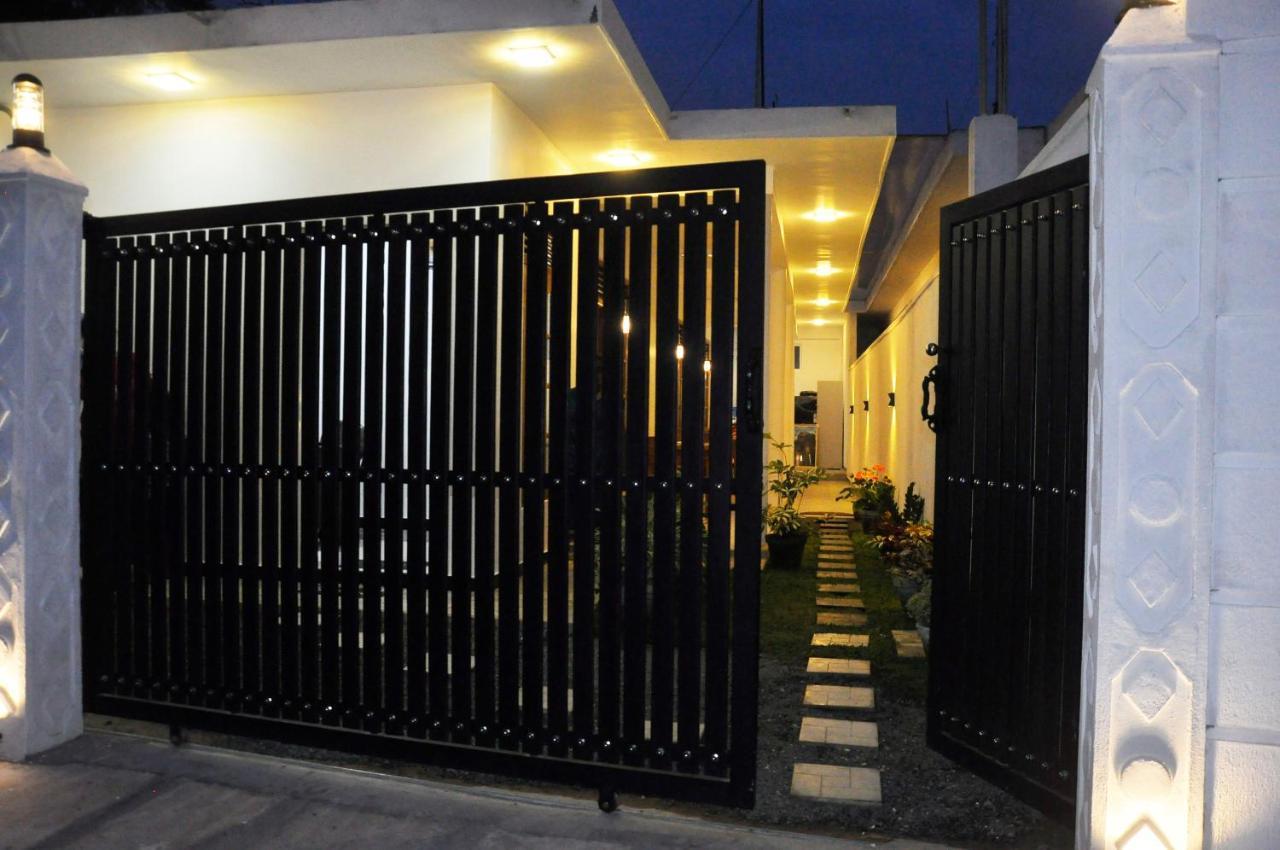 미리사 Maduranga N Guest B&B 외부 사진